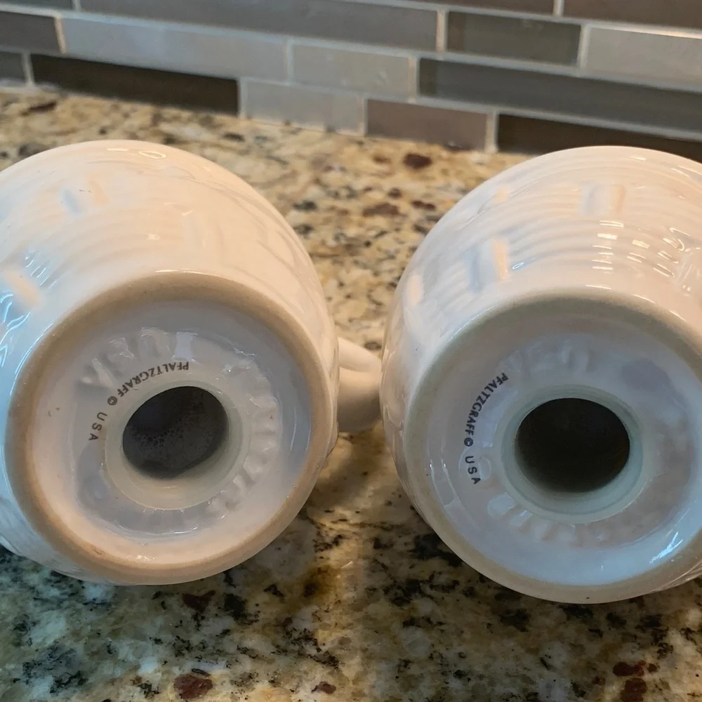 Pfaltzgraff vintage grapevine salt and pepper shakers